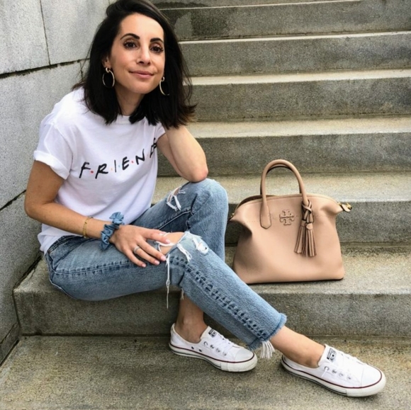 Plus size too! FRIENDS letter graphic tee shirt - Picture 4 of 6